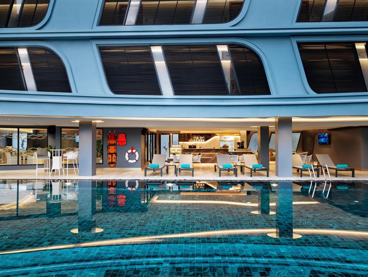 The Oceanic Sportel Phuket - Sha Extra Plus Exterior photo The pool at the hotel