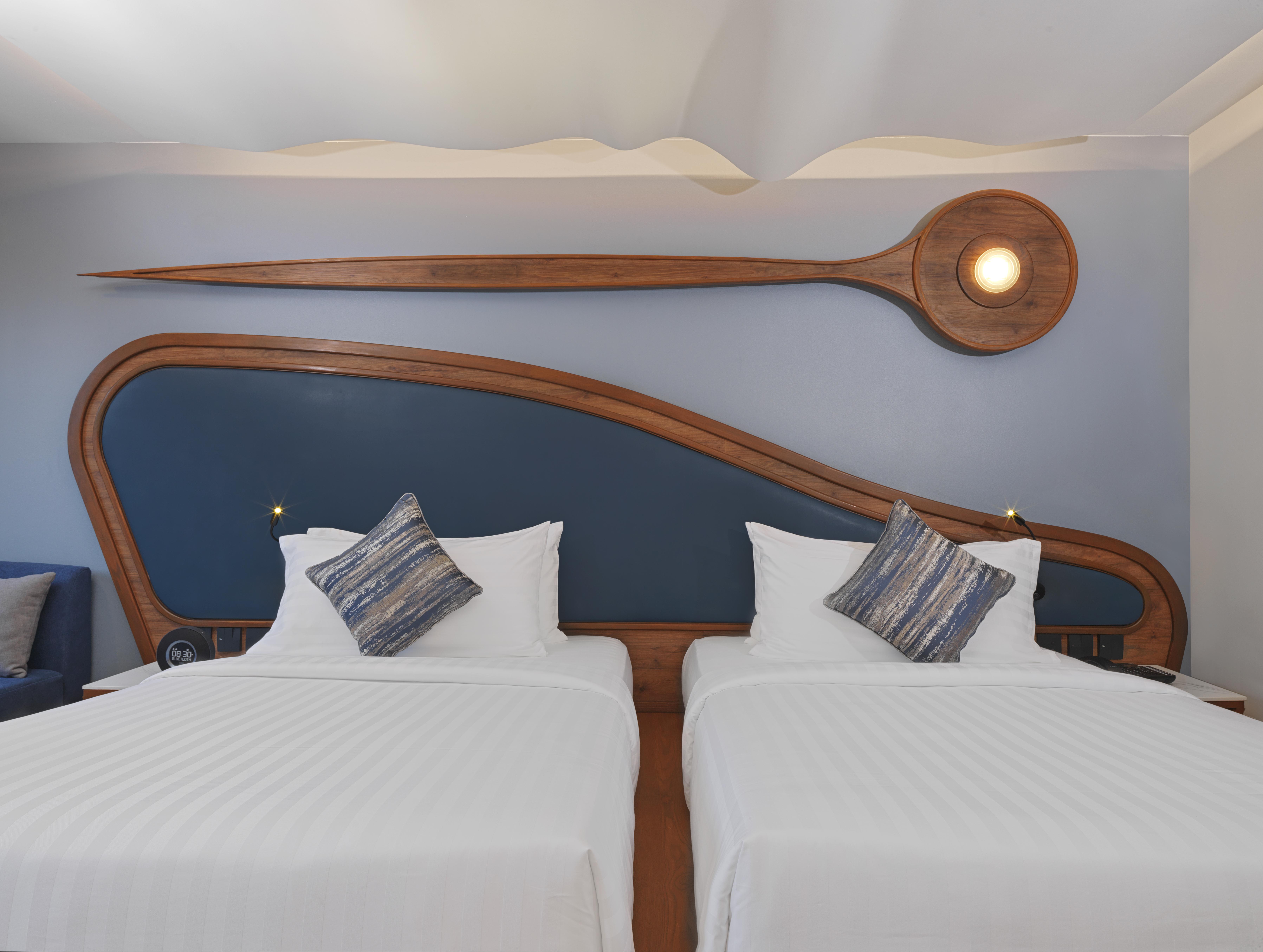 The Oceanic Sportel Phuket - Sha Extra Plus Exterior photo